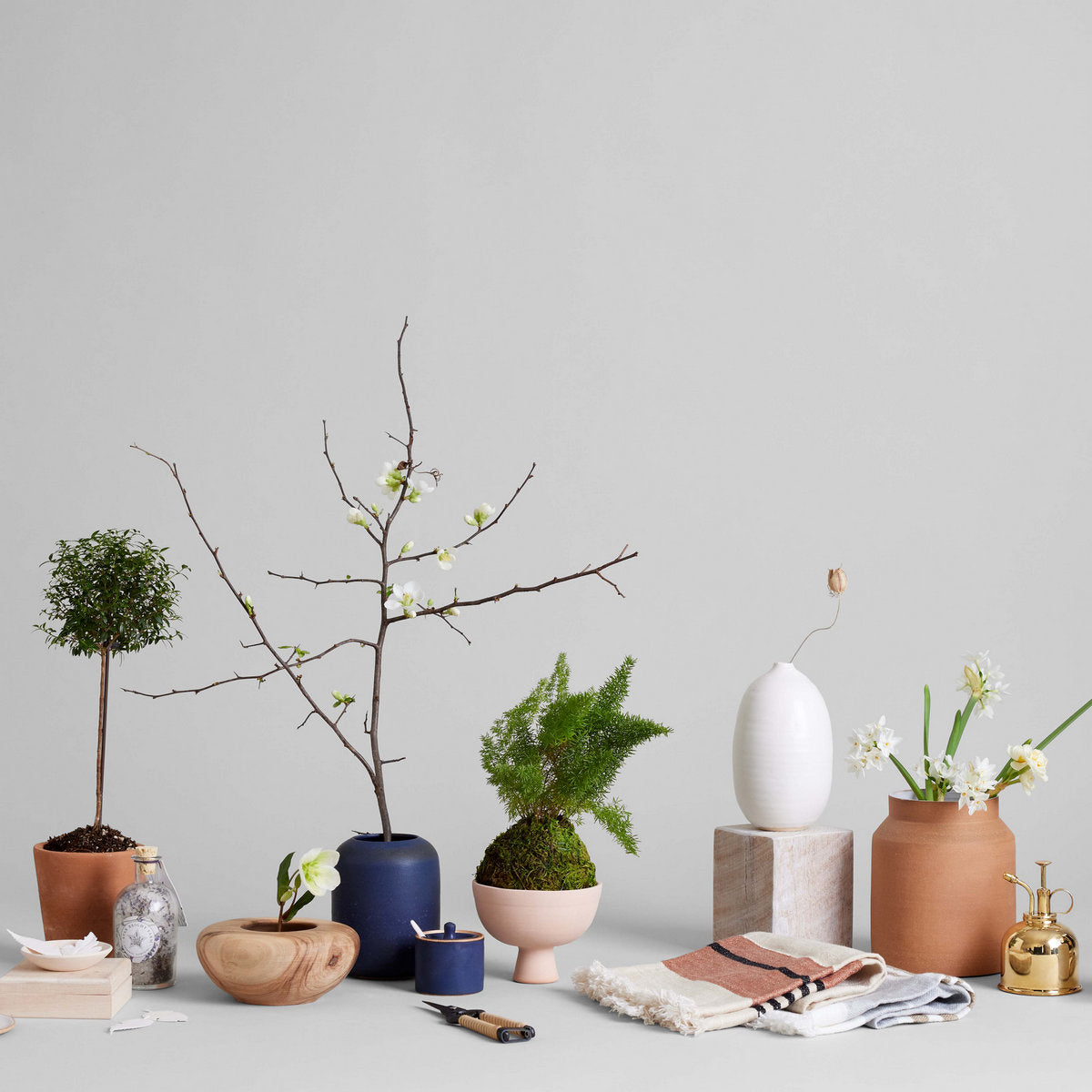 Belgian flax linen towel with tonal weave for powder rooms and kitchen use