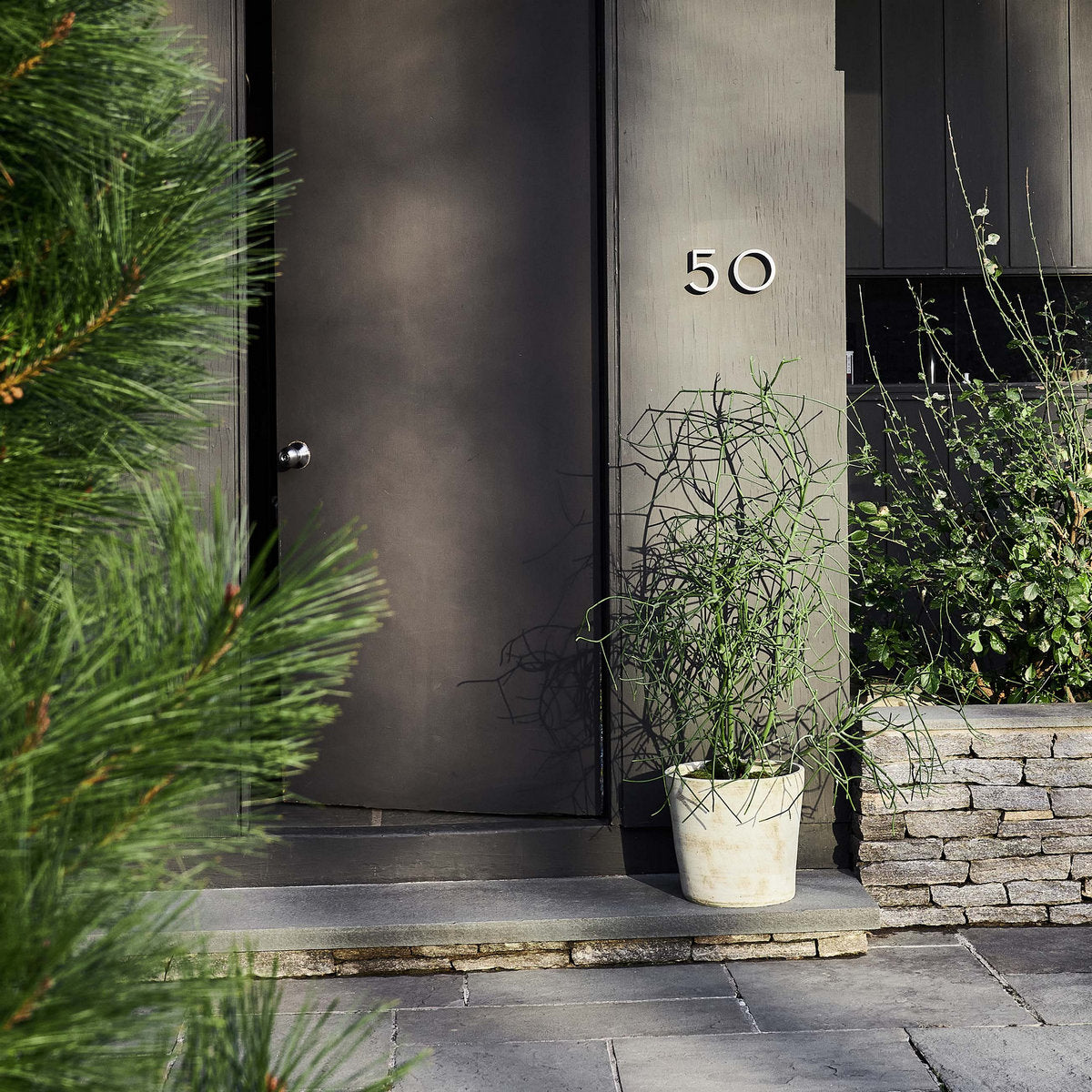 Basic Planter, White Patina - Bloomist
