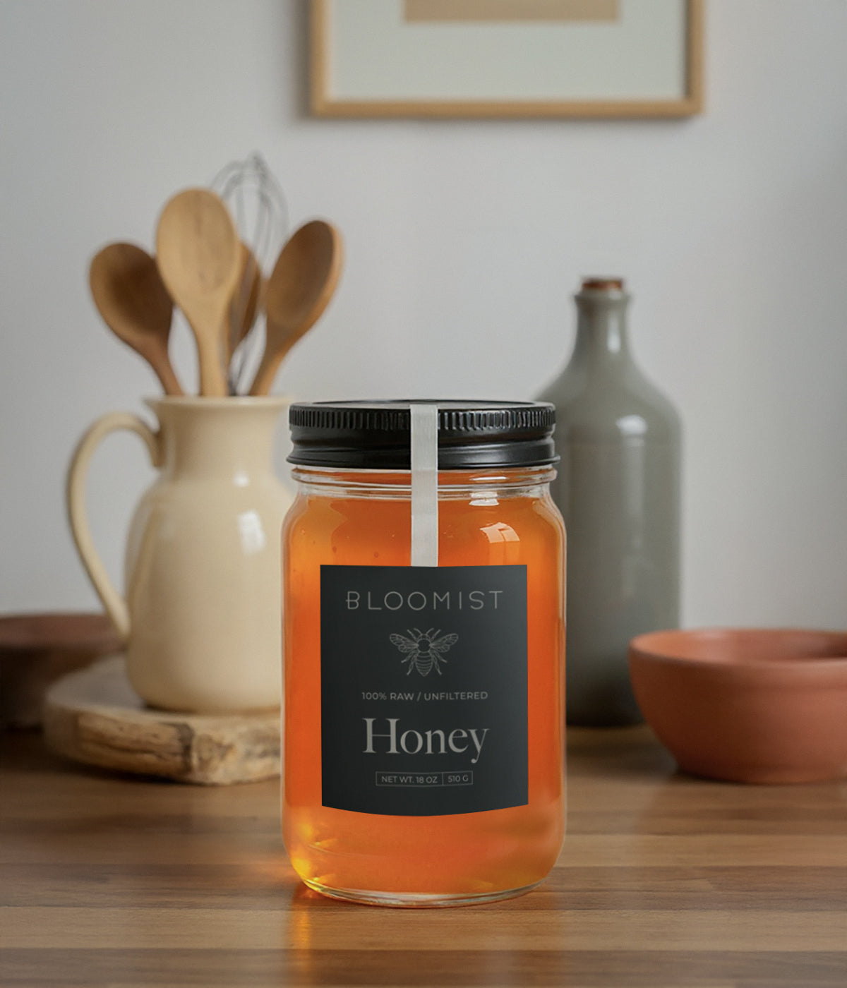 Raw unfiltered honey pure natural ingredients
