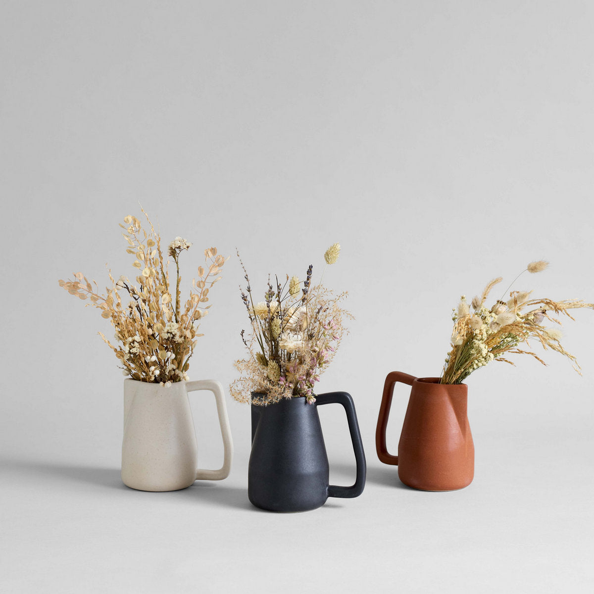 Off-White Novah Pitcher - Bloomist