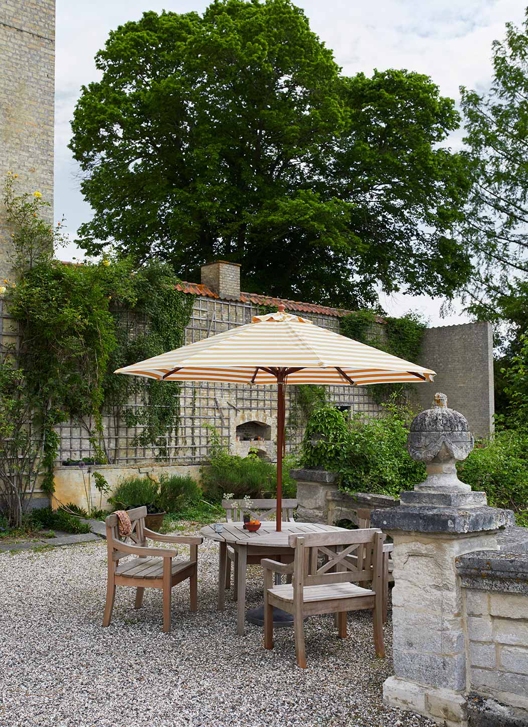 classic drachmann chair
