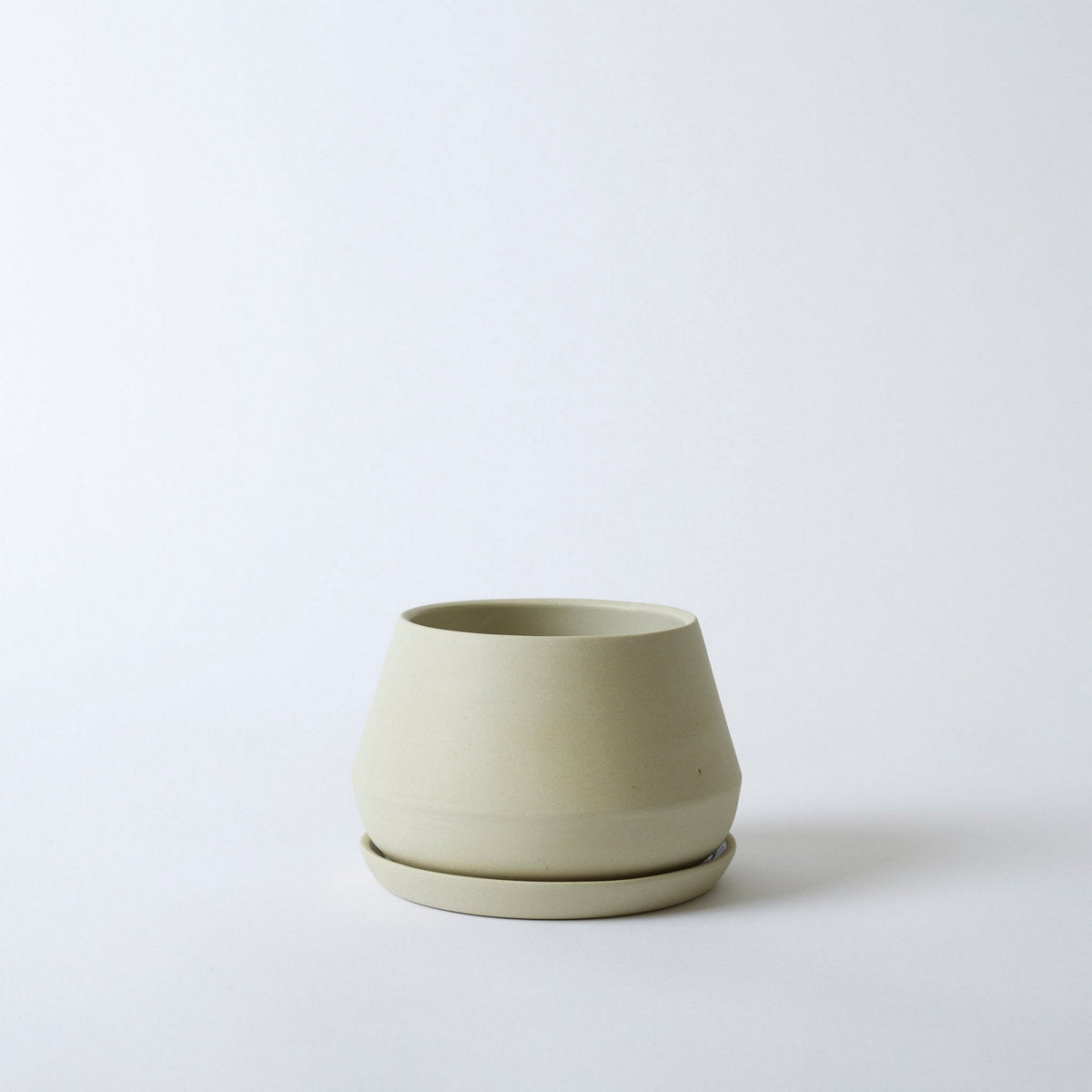 Rancho Planter, Sand - Bloomist