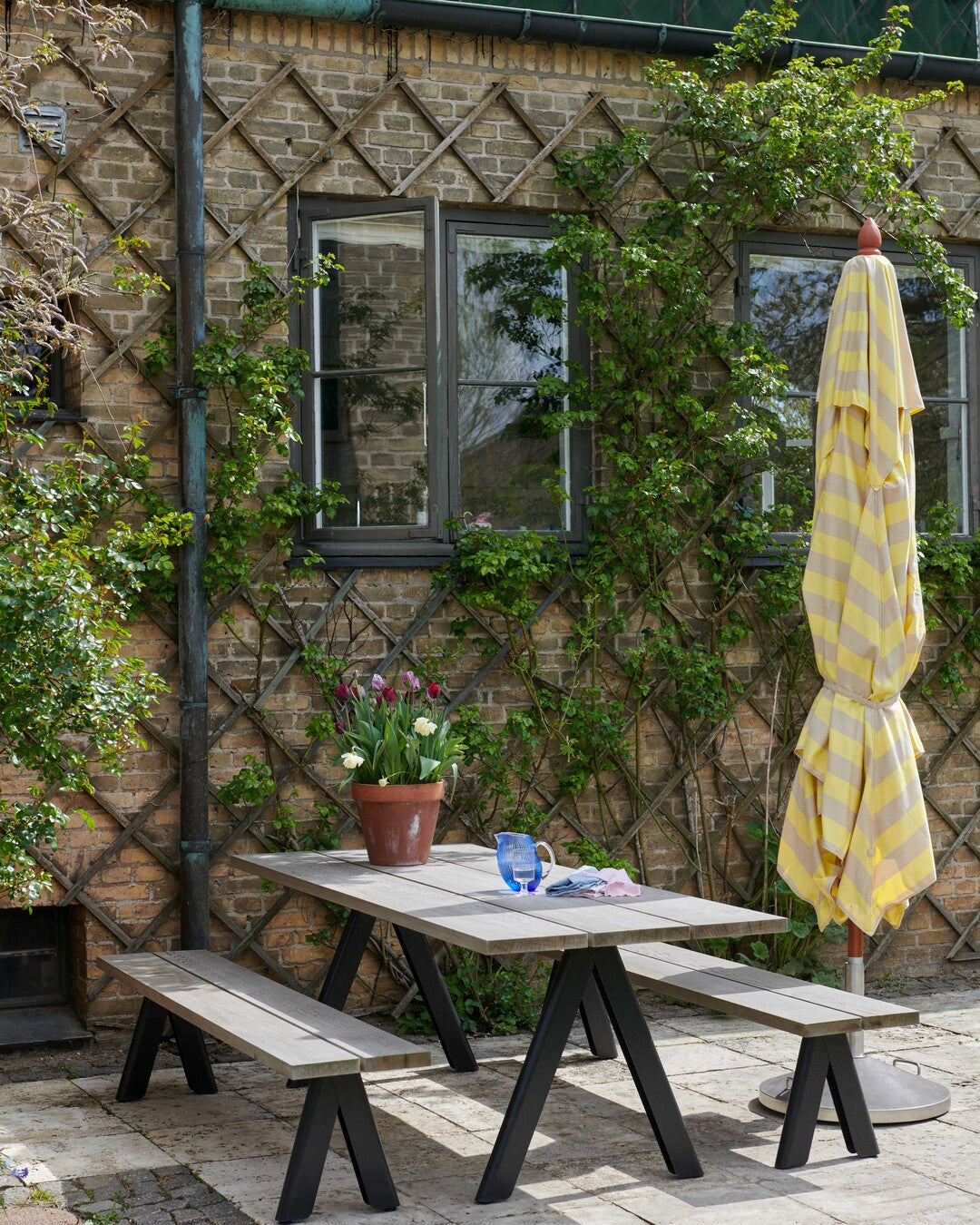 sleek teak overlap bench 