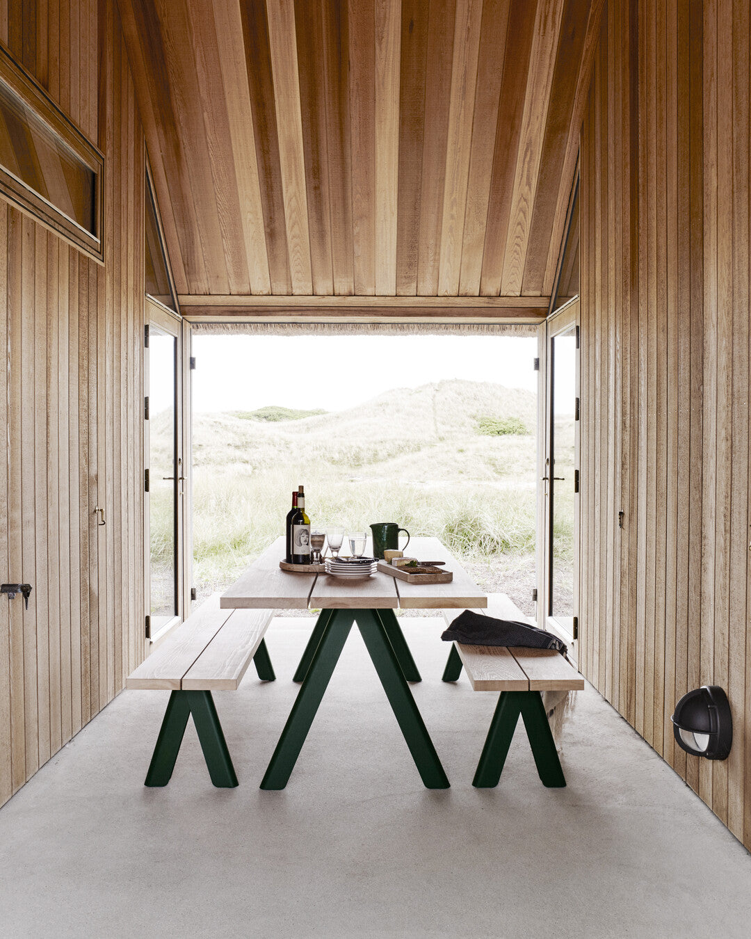 durable outdoor teak dining table
