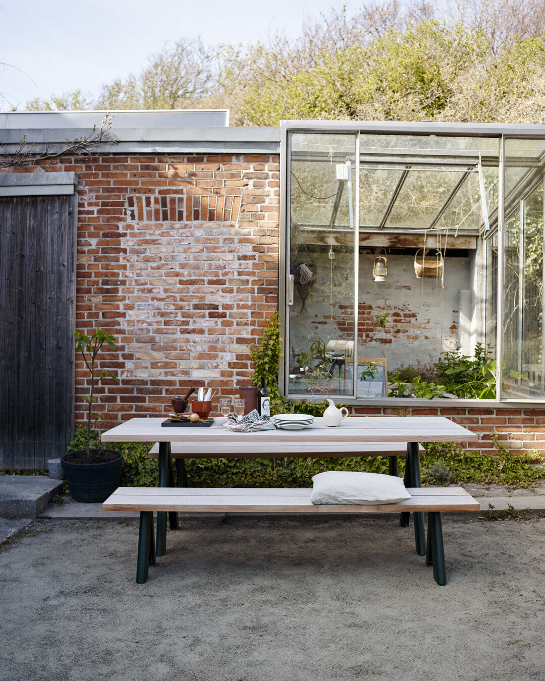 weather-resistant teak bench 