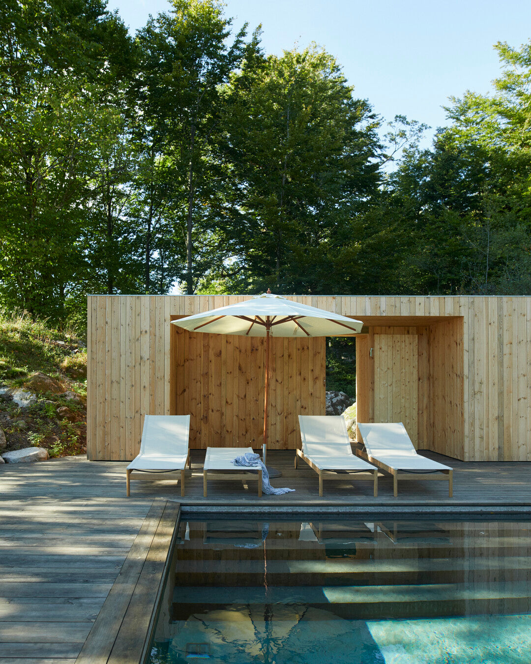 Premium outdoor teak sunbed
