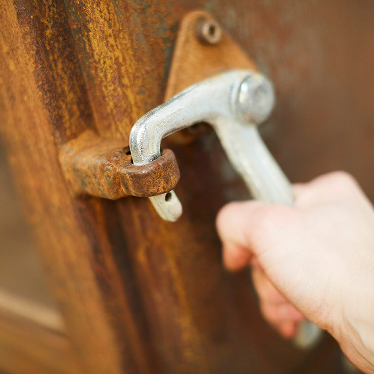 Efficient compact wood burning fireplace