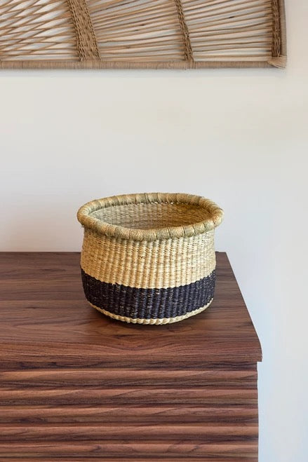 Elephant grass basket planter with wide black stripe near base
