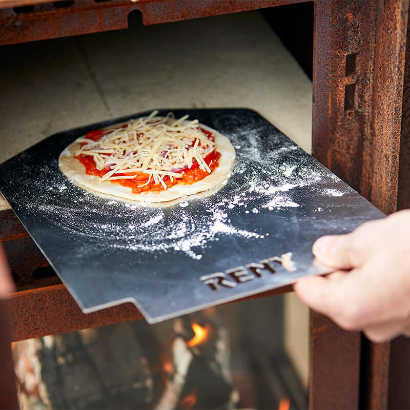 Quercus Fireplace Outside Pizza Making

