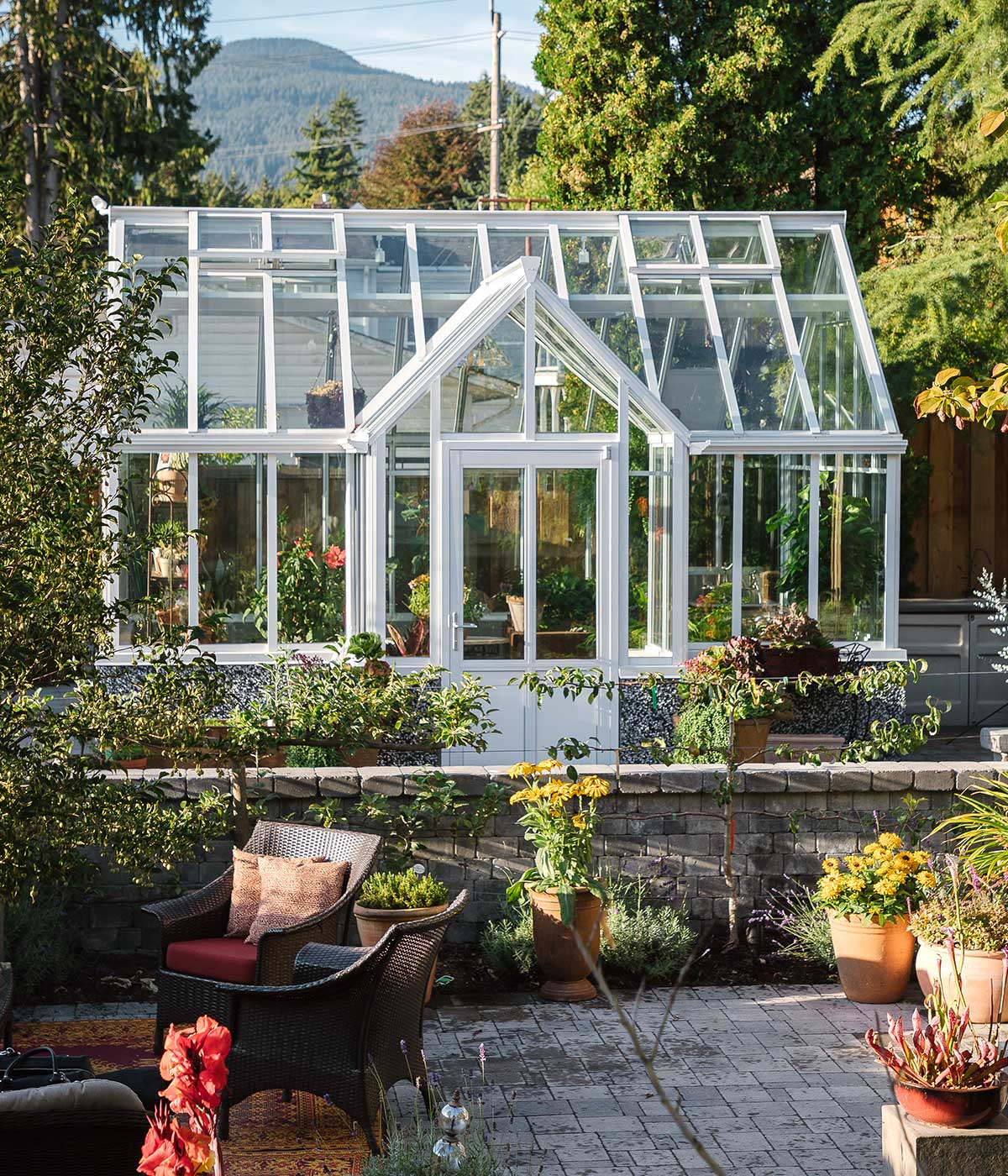 Aluminum and glass greenhouse