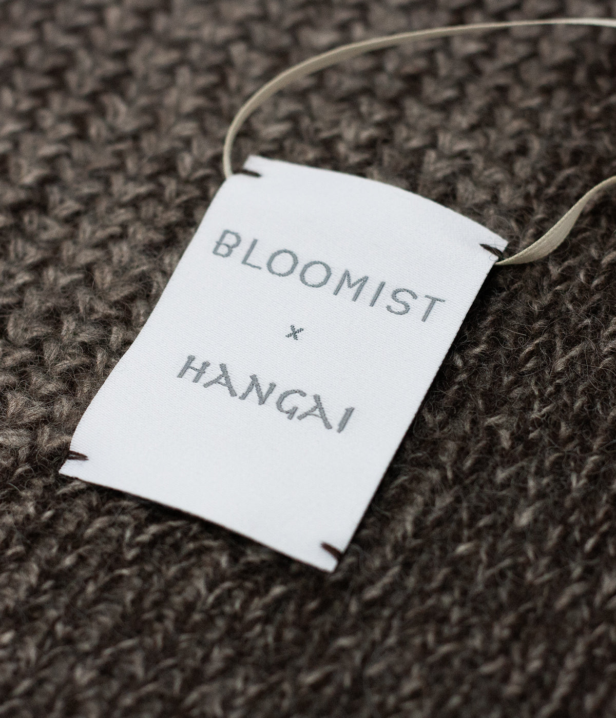 honeycomb blanket in chocolate and platinum tones