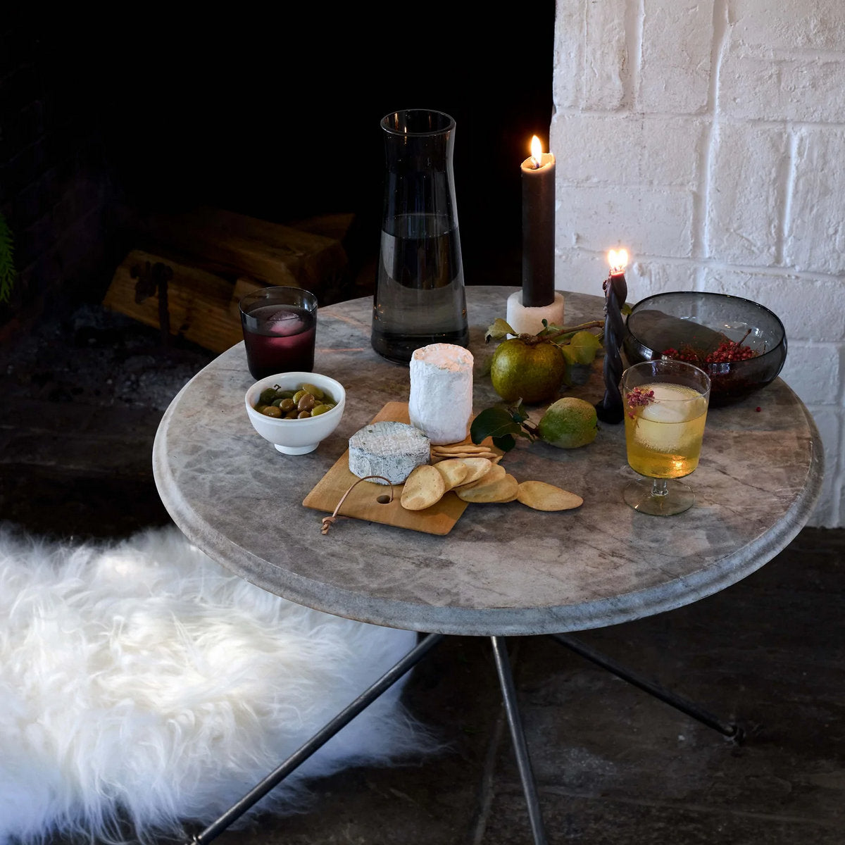 Mouth-blown glass tumblers made from 100% recycled bottles and jars